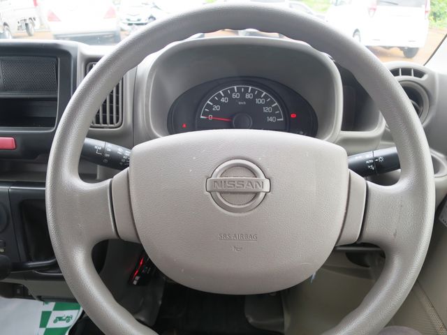 NV100 CLIPPER 4WD
