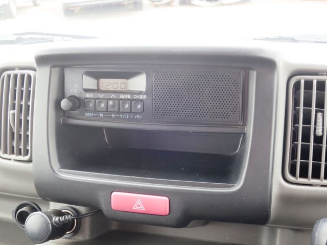 NV100 CLIPPER 4WD