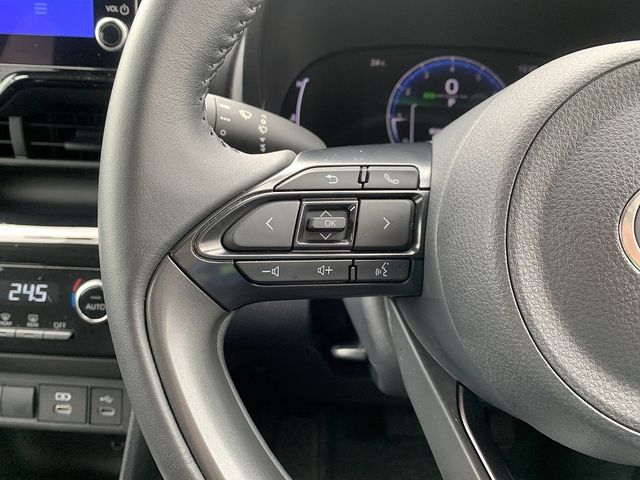 YARIS CROSS