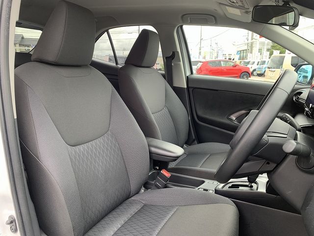 YARIS CROSS