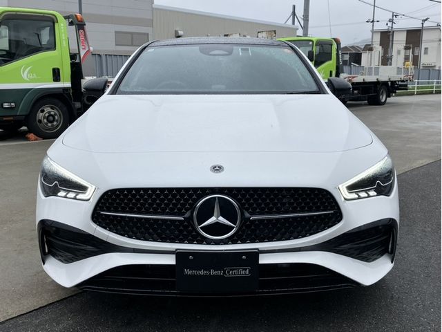 MERCEDES BENZ CLA Shooting Brake