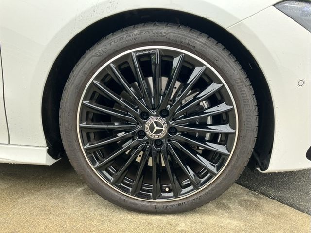 MERCEDES BENZ CLA Shooting Brake