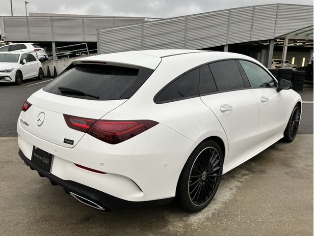 MERCEDES BENZ CLA Shooting Brake