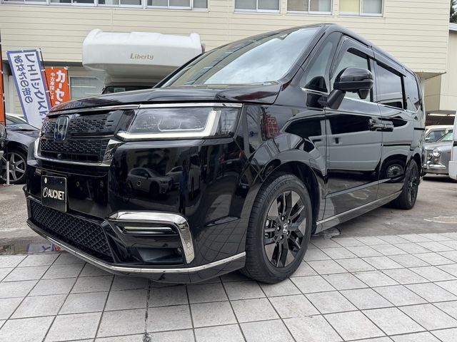 STEPWAGON e:HEV SPADA