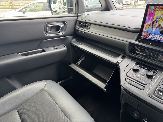 STEPWAGON e:HEV SPADA