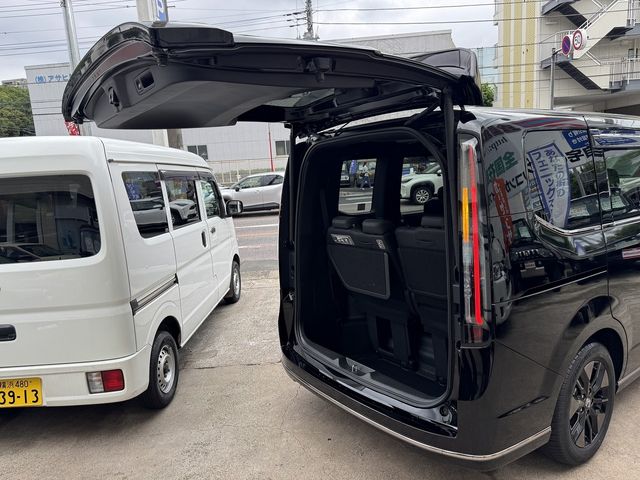 STEPWAGON e:HEV SPADA