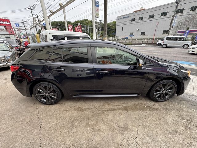 COROLLA TOURING HYBRID
