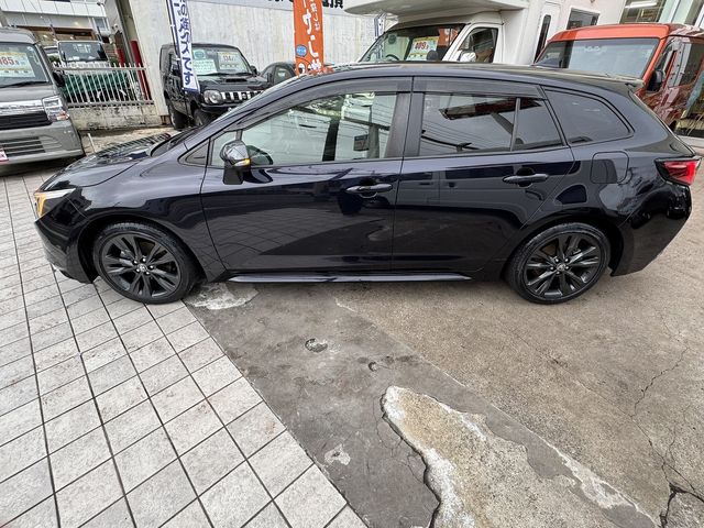 COROLLA TOURING HYBRID