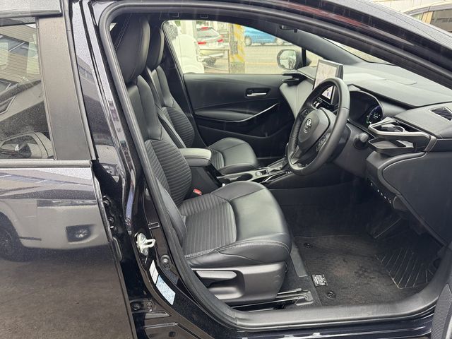 COROLLA TOURING HYBRID