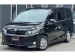 VOXY HYBRID