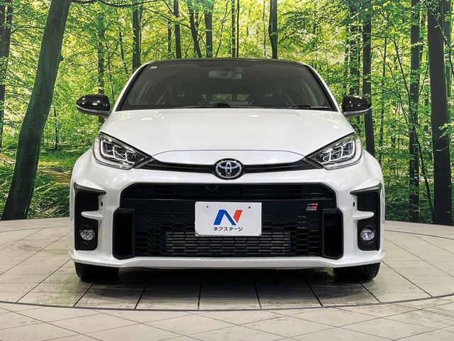 GR YARIS