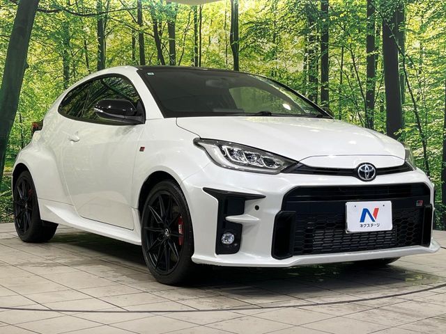 GR YARIS