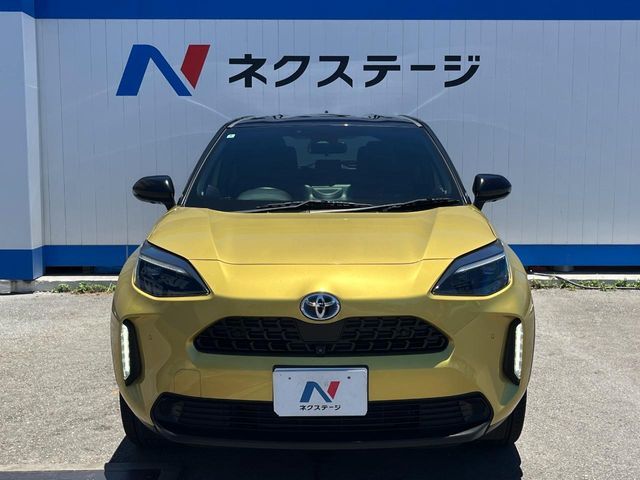 YARIS CROSS HYBRID