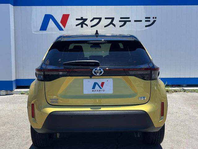 YARIS CROSS HYBRID