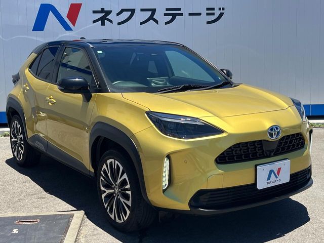 YARIS CROSS HYBRID