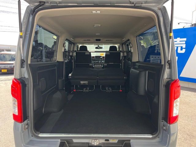 NV350 CARAVAN