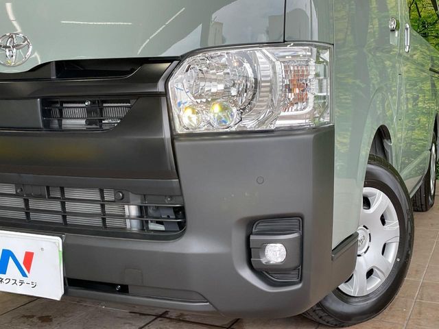 HIACE van 2WD