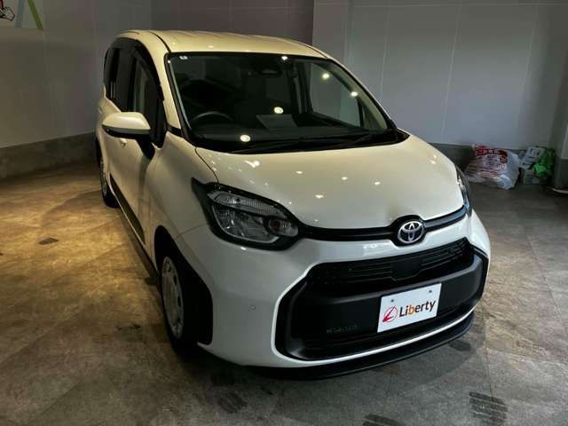 SIENTA HYBRID