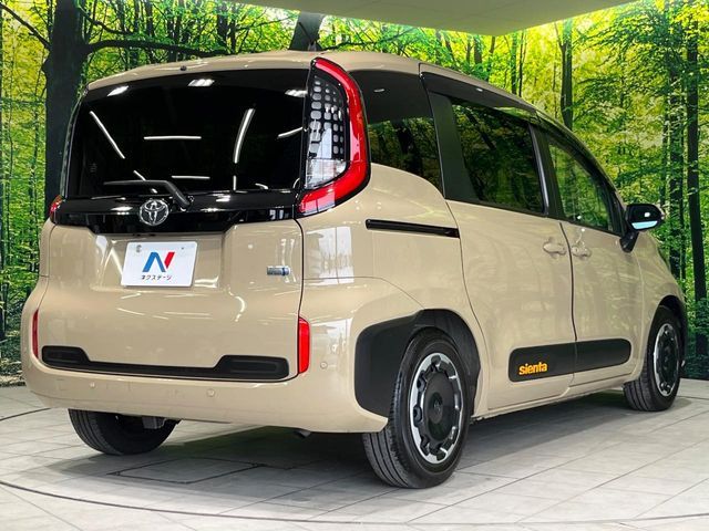 SIENTA HYBRID