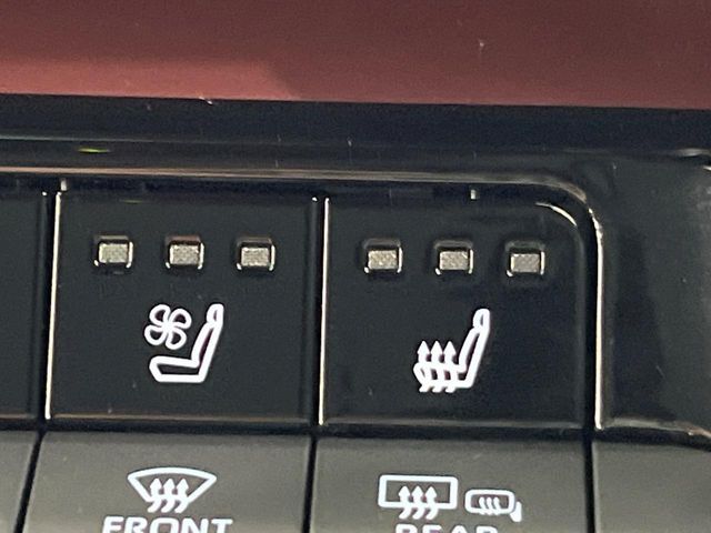 PRIUS 4WD