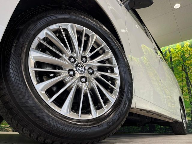 ALPHARD hybrid 4WD