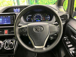 VOXY HYBRID