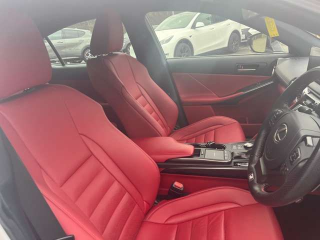 LEXUS IS350