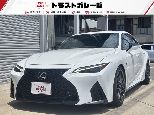 LEXUS IS500