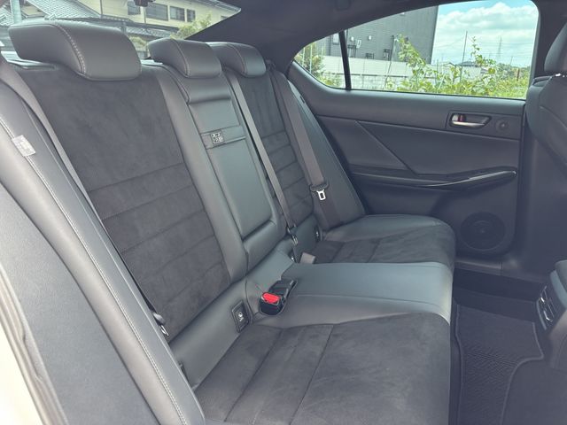 LEXUS IS500
