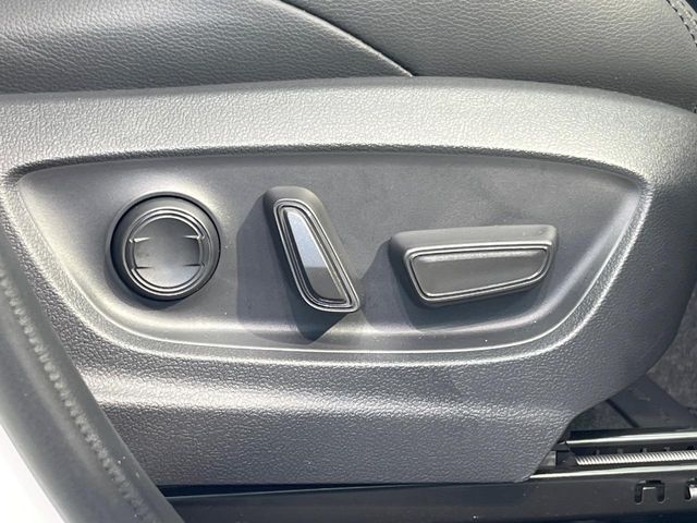 COROLLA CROSS HYBRID