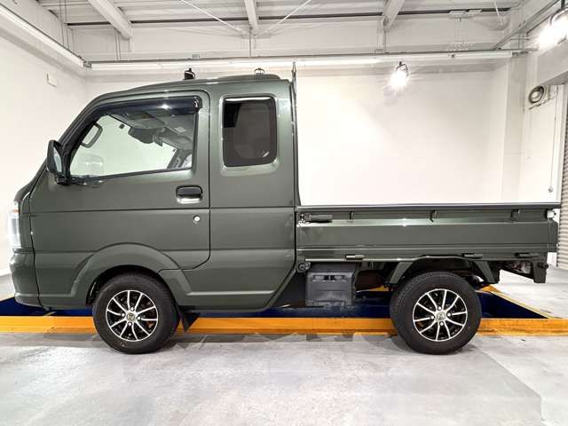 Super CARRY truck 4WD