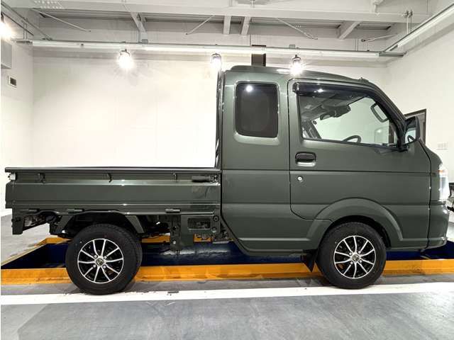 Super CARRY truck 4WD