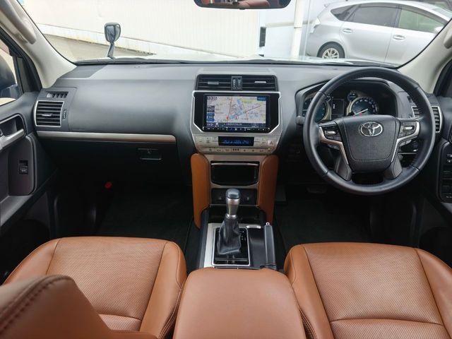 LANDCRUISER PRADO