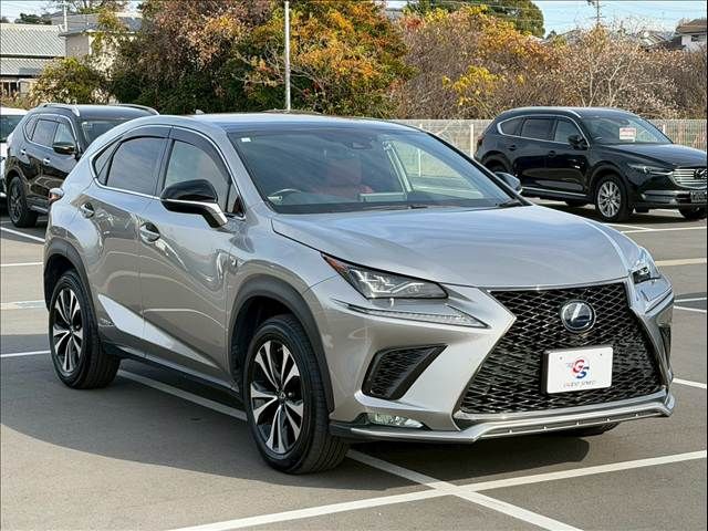 LEXUS NX300h