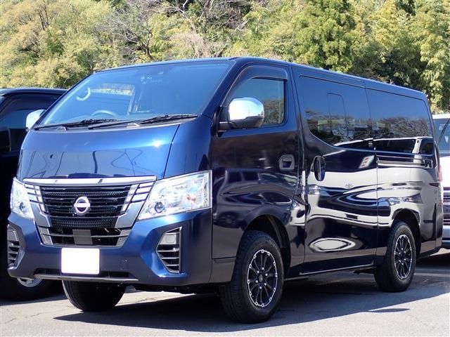 CARAVAN van 4WD