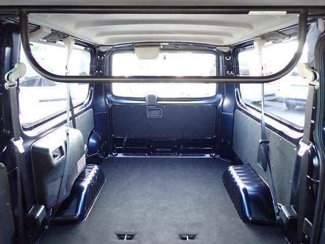 CARAVAN van 4WD