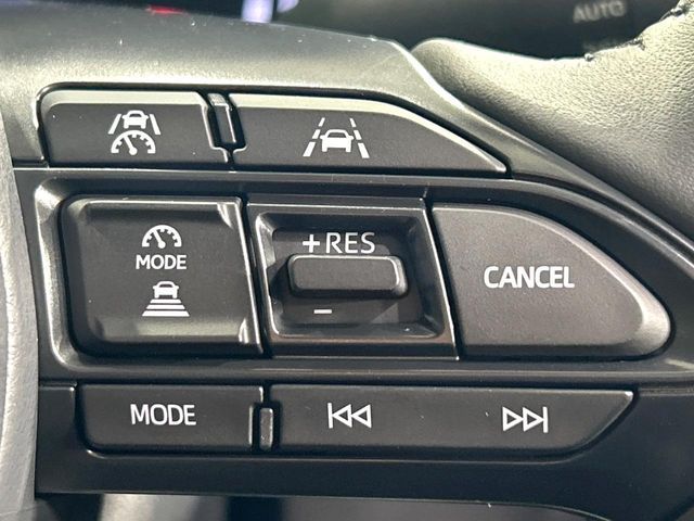 YARIS CROSS HYBRID