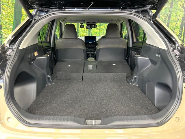 YARIS CROSS HYBRID