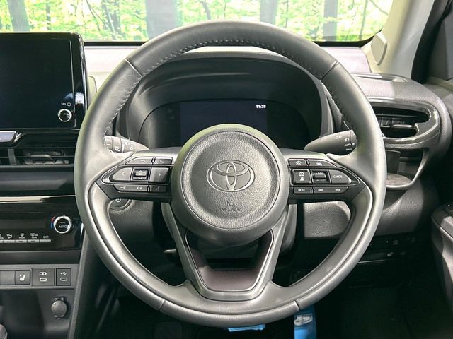 YARIS CROSS HYBRID