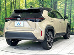 YARIS CROSS HYBRID