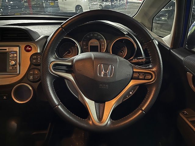 FIT HYBRID