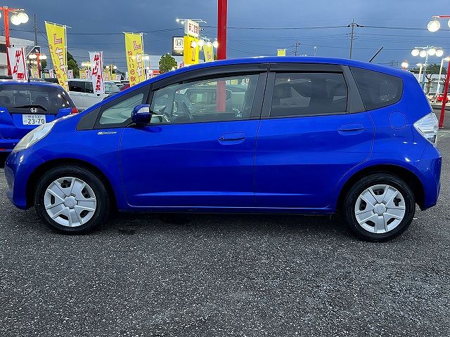 FIT HYBRID