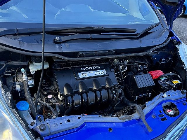 FIT HYBRID