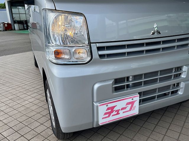 MINICAB van