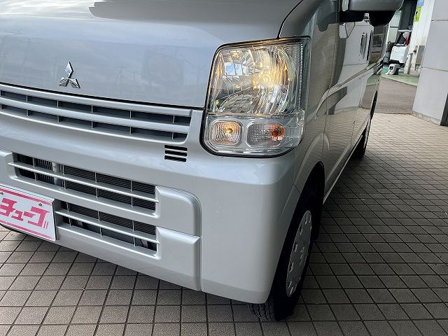 MINICAB van