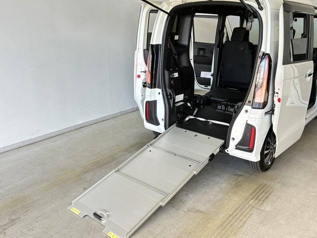 N-BOX CUSTOM