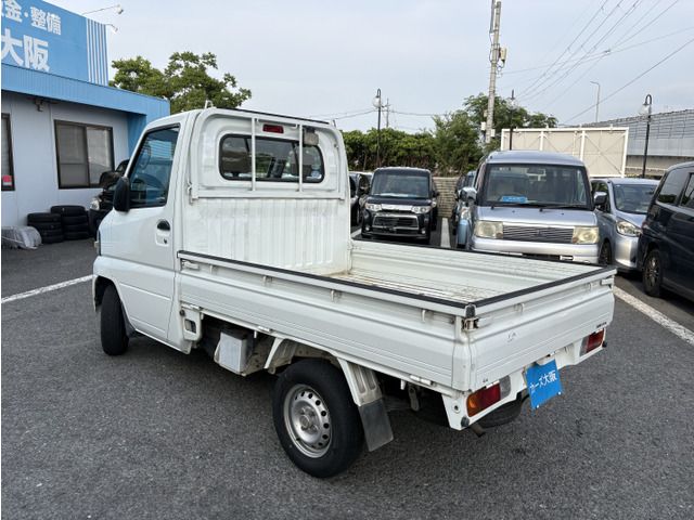 CLIPPER truck