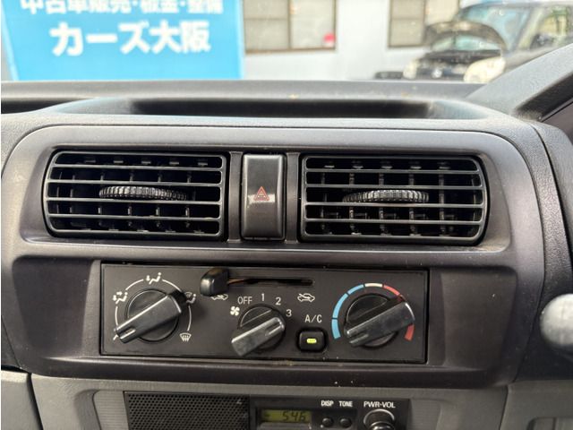 CLIPPER truck