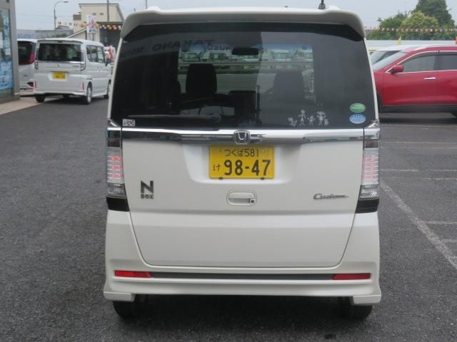 N BOX CUSTOM