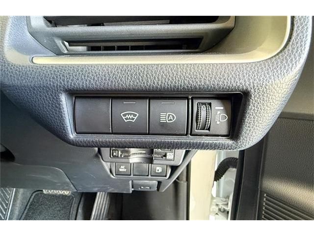 PRIUS 4WD